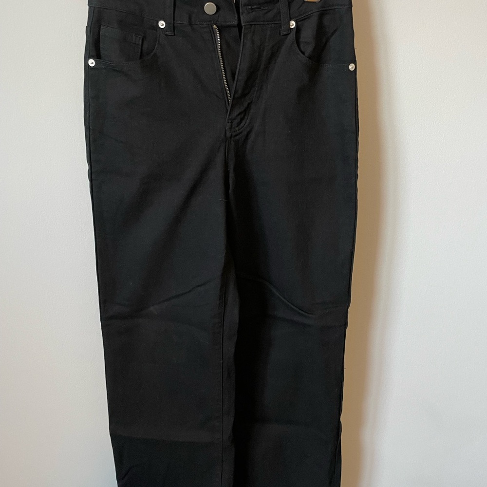 Black Straight Leg Jeans with Rich Tone